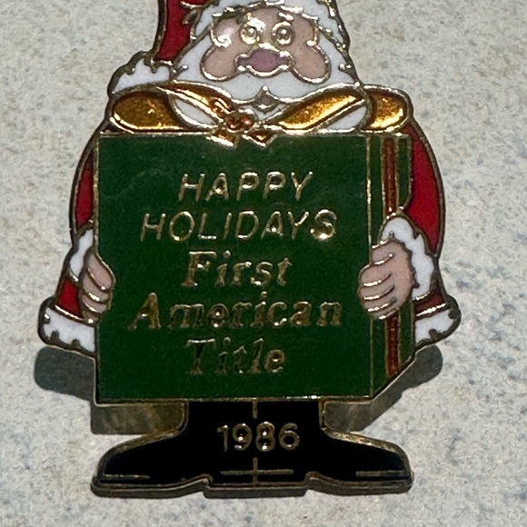 FIRST AMERICAN TITLE - 7 Festive Holiday Lapel/Hat Pins. 80’s & 90’s Vintage - Picture 3 of 12